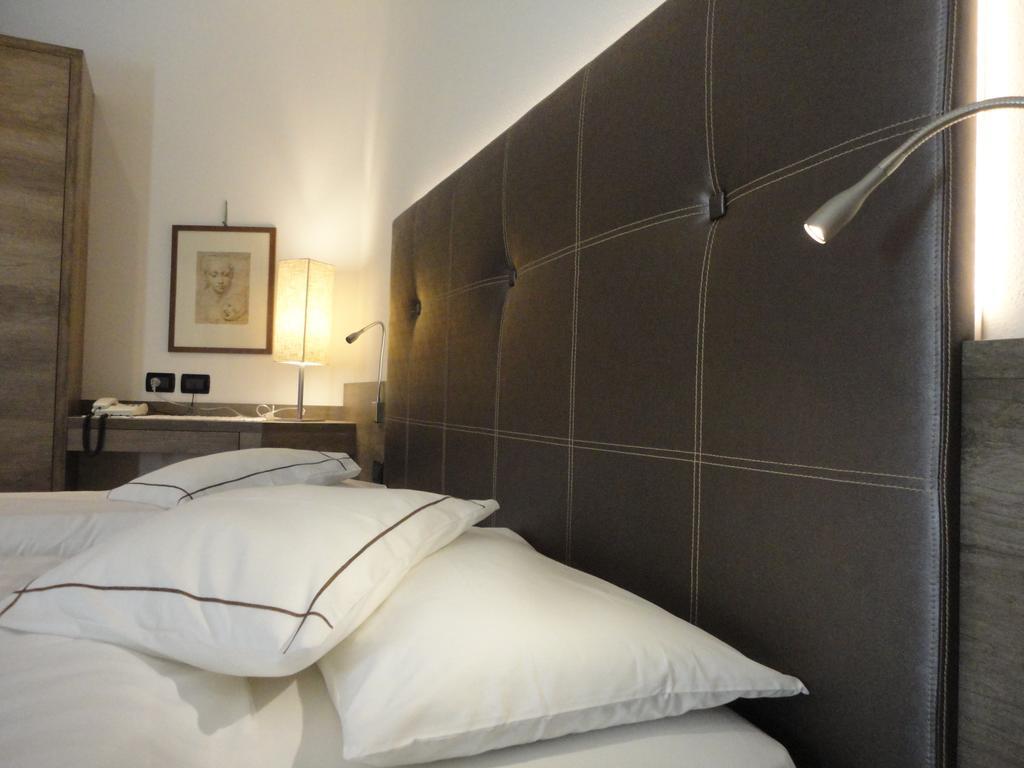 Hotel Cevedale Living Romance Hotel Cogolo Ngoại thất bức ảnh