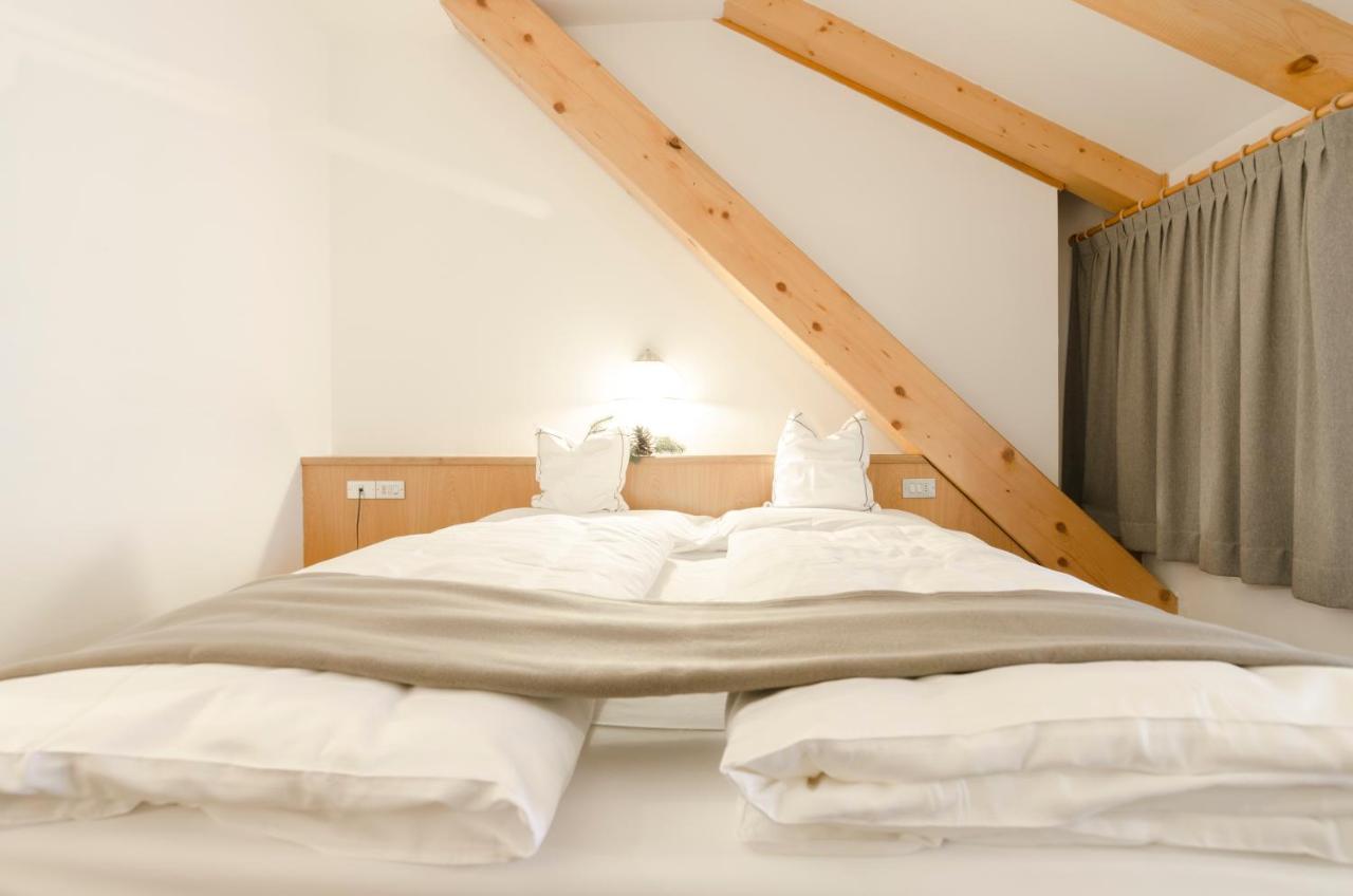 Hotel Cevedale Living Romance Hotel Cogolo Ngoại thất bức ảnh